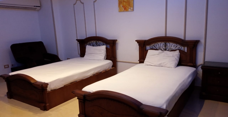 شقه مفروشه للايجار اليومي على النيل بالزمالك