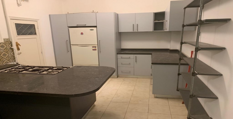 شقه نص مفروش للايجار بالزمالك/algomhoria