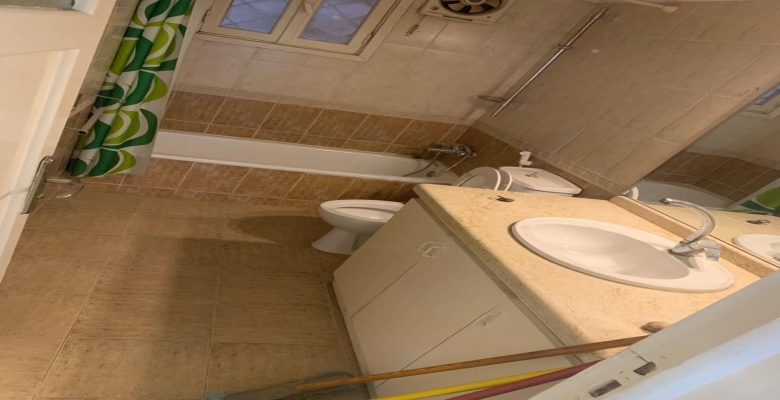 شقه نص مفروش للايجار بالزمالك/algomhoria