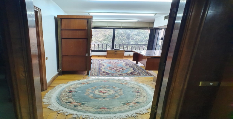 مكتب مفروش بالكامل للإيجار - الزمالك