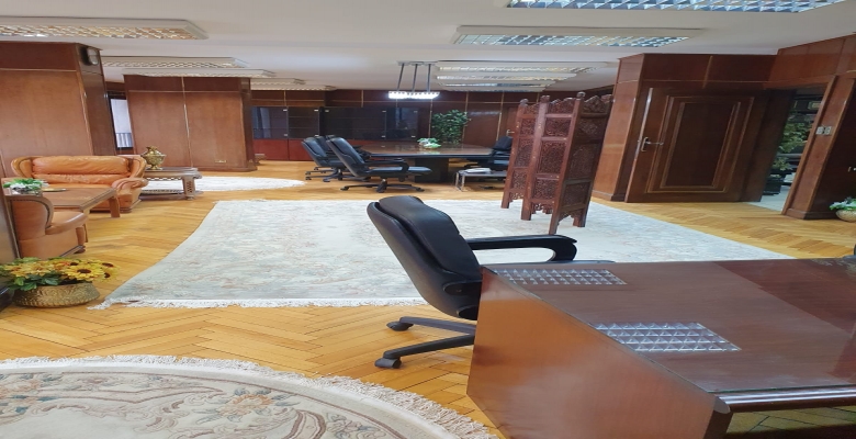 مكتب مفروش بالكامل للإيجار - الزمالك