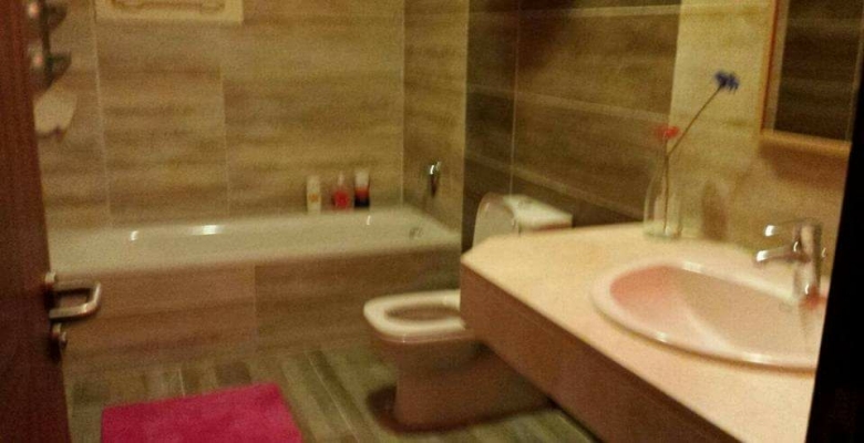 شاليه للايجار -قرية لافيستا الساحل