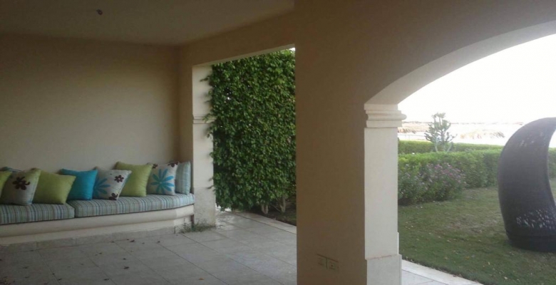 فيلا للايجار في قرية لافيستا بالعين السخنه 4 غرف