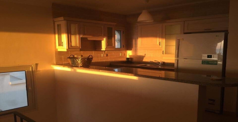 فيلا للايجار في قرية لافيستا بالعين السخنه 4 غرف