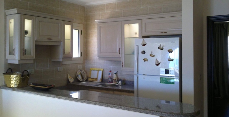 فيلا للايجار في قرية لافيستا بالعين السخنه 4 غرف