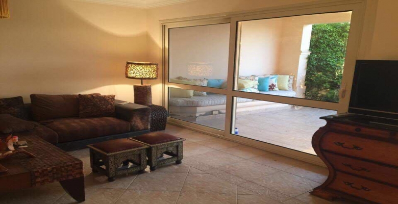 فيلا للايجار في قرية لافيستا بالعين السخنه 4 غرف