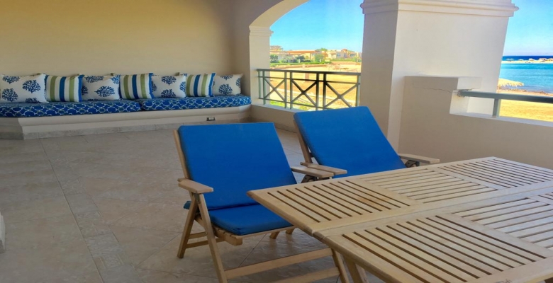 فيلا للايجار في قرية لافيستا بالعين السخنه 4 غرف