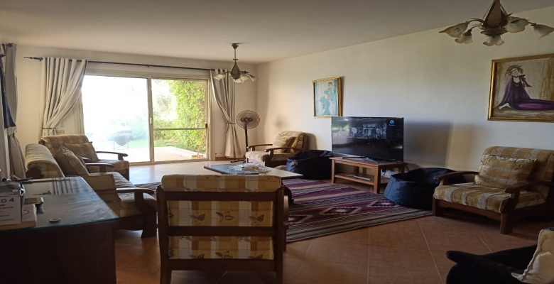 فيلا للايجار في قرية العين باي بالعين السخنة 5 غرف