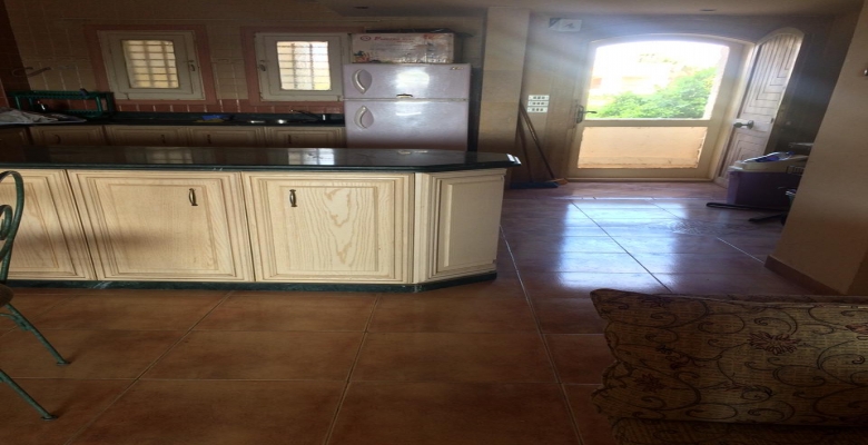 شاليه في مارينا 5 منطقة الدور الاول