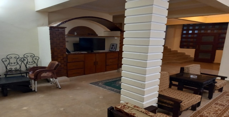 فيلا للايجار في مارينا بوابه 1