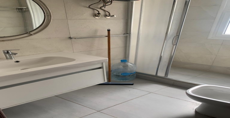 شاليه للايجار في امواج الدور ارضي 3غرف