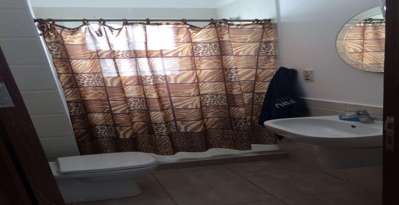 شاليه للايجار بروف بقريه امواج - الساحل الشمالي