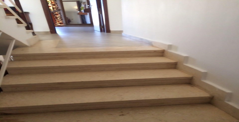 شاليه للايجار بروف بقريه امواج - الساحل الشمالي