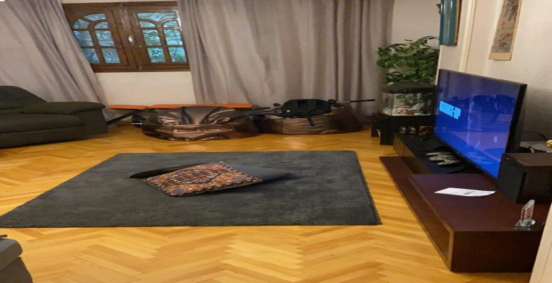 شقة للبيع  في الزمالك  2 غرفة نوم +2 حمام +غرفة ليفنج +ريسبشن قطعتين