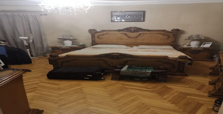 شقة للبيع  في الزمالك  2 غرفة نوم +2 حمام +غرفة ليفنج +ريسبشن قطعتين