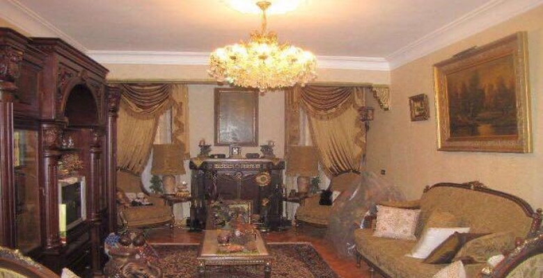 شقة للبيع  في الزمالك  2 غرفة نوم +2 حمام +غرفة ليفنج +ريسبشن قطعتين