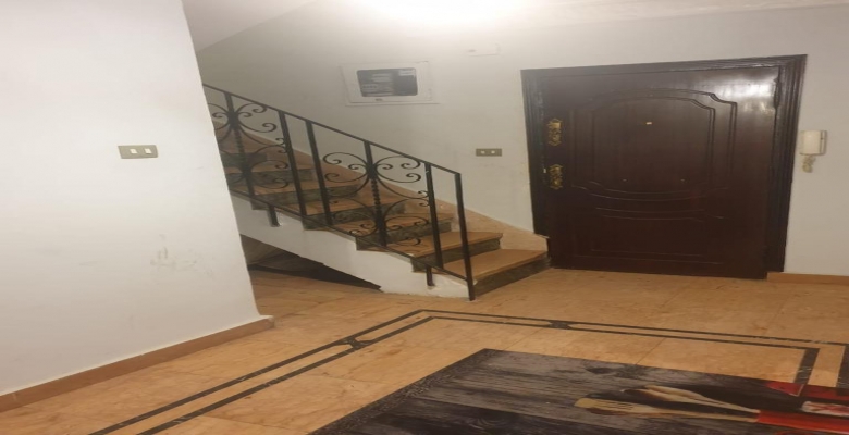 شقة دوبلكس مفروشة للإيجار - الدقي - ميدان المساحة