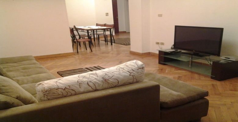 شقة مفروشة للإيجار - الزمالك / Furnished apartment for rent - Zamalek