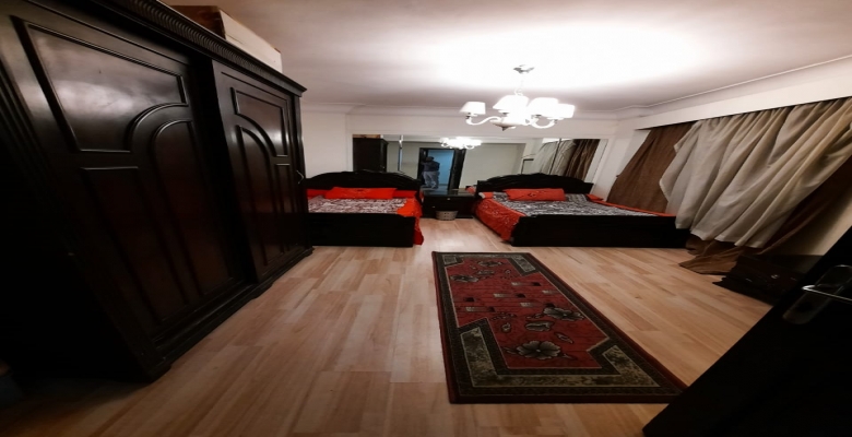 شقه للايجار على النيل بالزمالك