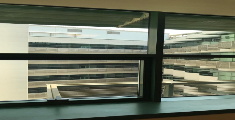 عيادة للايجار في مدينة نصر مكونة من 2 غرفة ومنهم غرفة ماستر وريسبشن  وريسبشن  خارجي