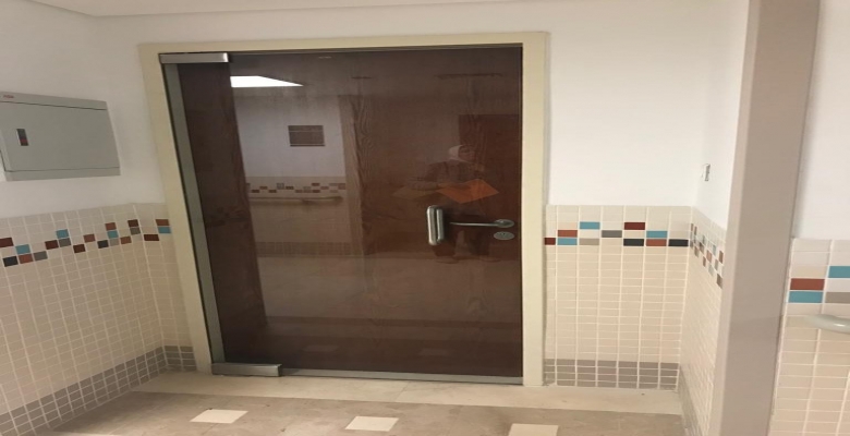 عيادة للايجار في مدينة نصر مكونة من 2 غرفة ومنهم غرفة ماستر وريسبشن  وريسبشن  خارجي