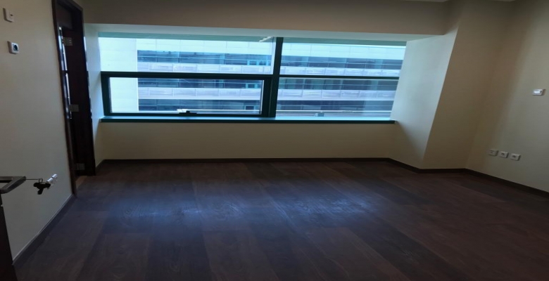 عيادة للايجار في مدينة نصر مكونة من 2 غرفة ومنهم غرفة ماستر وريسبشن  وريسبشن  خارجي