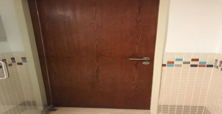 عيادة للايجار في مدينة نصر مكونة من 2 غرفة ومنهم غرفة ماستر وريسبشن  وريسبشن  خارجي