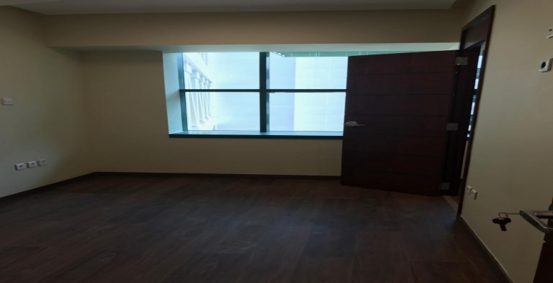 عيادة للايجار في مدينة نصر مكونة من 2 غرفة ومنهم غرفة ماستر وريسبشن  وريسبشن  خارجي