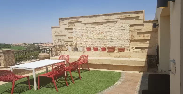 شقه للبيع بالتجمع الخامس