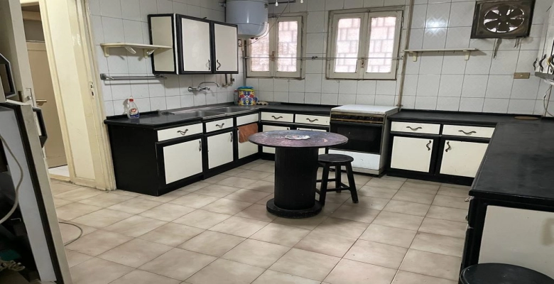 شقة للبيع او للايجار ميدان لبنان  - المهندسين / Apartment for sale or rent in Lebanon Square - El Mohandseen