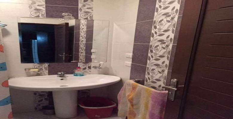 شاليه للايجار بمارينا بوابة 2  / A chalet is available for rent in Marina Gate 2,