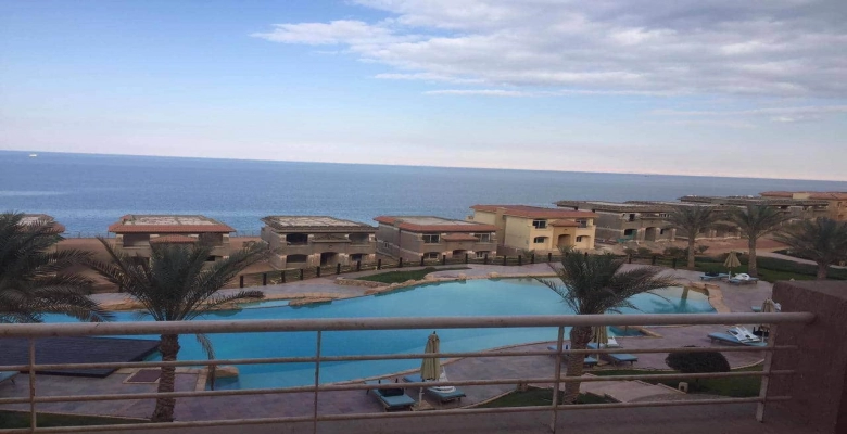 شاليه للايجار بقرية تلال بالعين السخنه