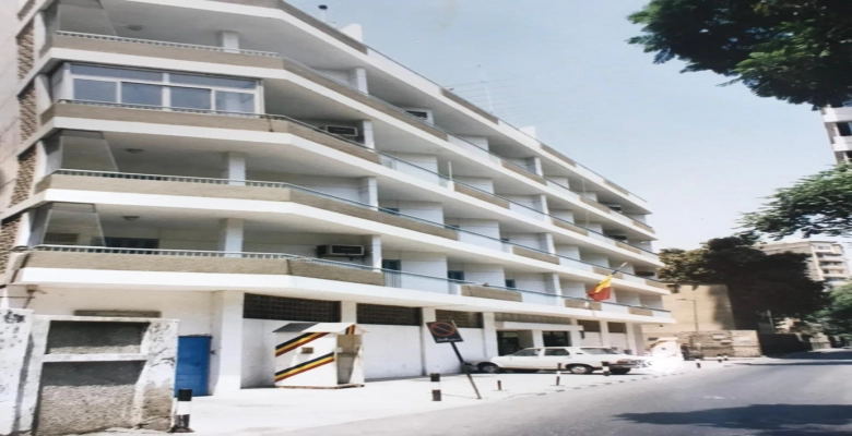 ارض ١١٦٨ متر عليها عقار