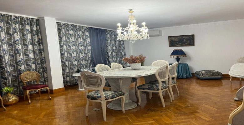 شقة مفروش للايجار بالزمالك - الجزيرة الوسطي / Furnished apartment for rent in Zamalek - Al-Jazira Al-Wusta