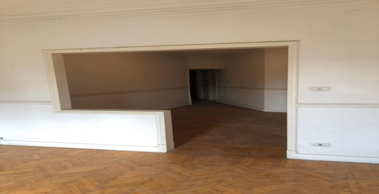 شقة للايجار (قانون جديد) بالزمالك - شارع أحمد حشمت