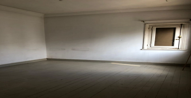 شقة للايجار (قانون جديد) بالزمالك - شارع أحمد حشمت