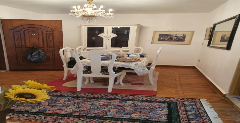 شقة للايجار بالزمالك - شارع صلاح الدين