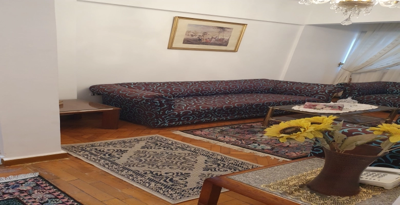 شقة للايجار بالزمالك - شارع صلاح الدين