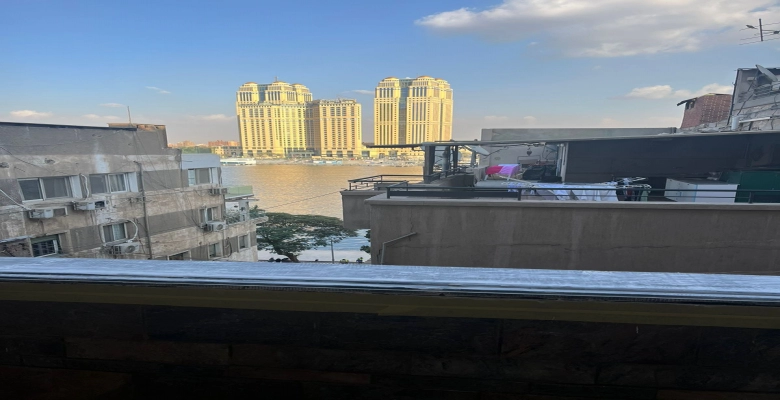 شقة للإيجار بالزمالك على النيل شارع محمد مظهر | 170 متر بافضل سعر