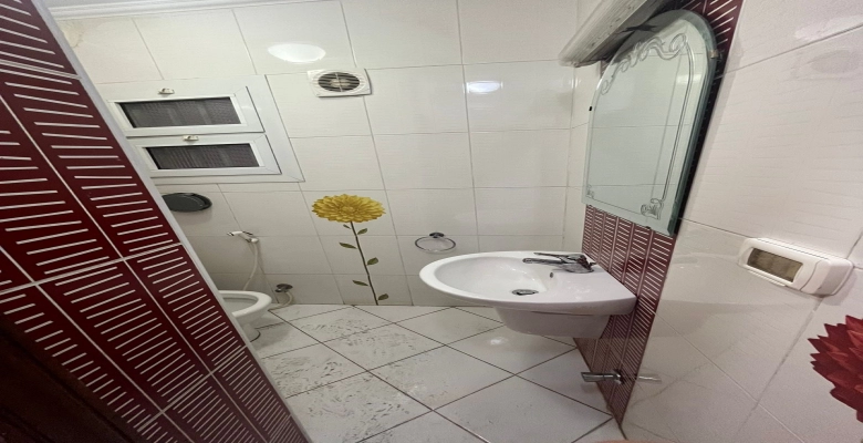 شقة للإيجار بالزمالك على النيل شارع محمد مظهر | 170 متر بافضل سعر