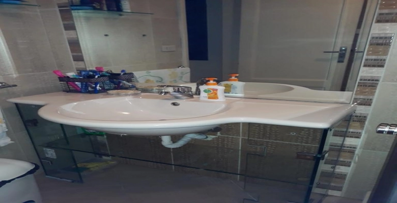 شقه للبيع في الدقي شارع مصدق