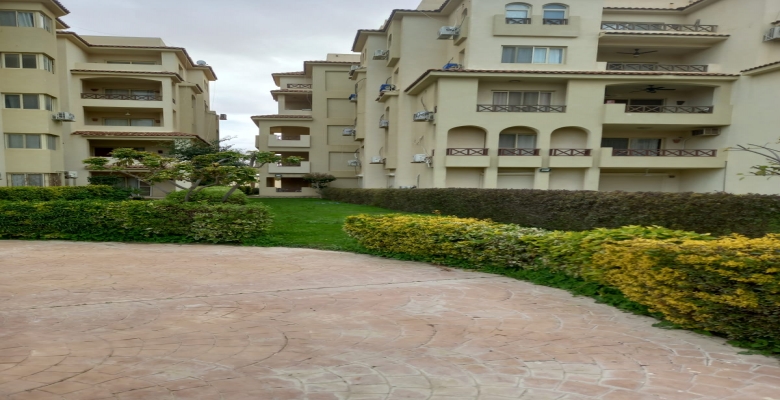 شاليه للبيع في قريه استيلا مارينا - Chalet for sale in Estella Marina