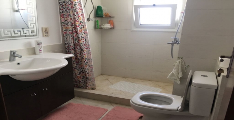 شاليه للبيع 2غرفه في امواج - بالساحل الشمالى