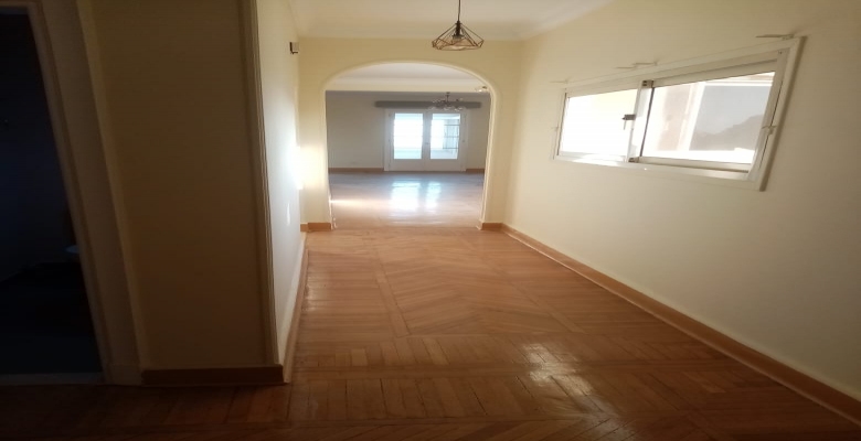 المعهد السويسري شقة للايجار فى الزمالك