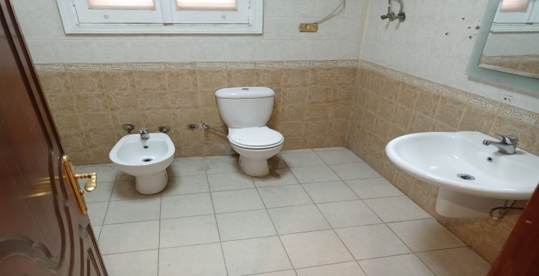 مكتب للايجار بالزمالك