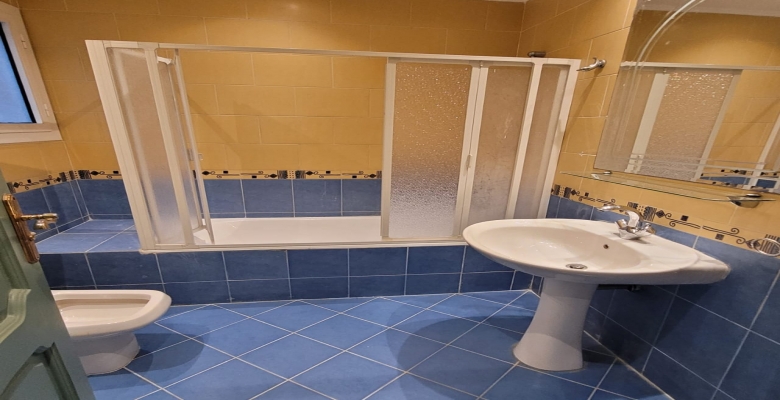 فيلا للايجار مارينا ( الساحل الشمالي )