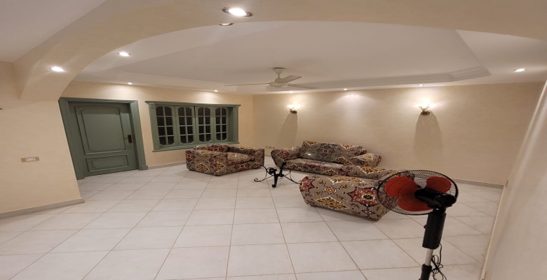 فيلا للايجار مارينا 5 ( الساحل الشمالي ) - Villa for rent in Marina 5 (North Coast)