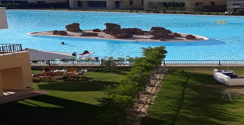 شاليه للايجار4 غرف --  بالساحل الشمالي -- مراسي بلانكا