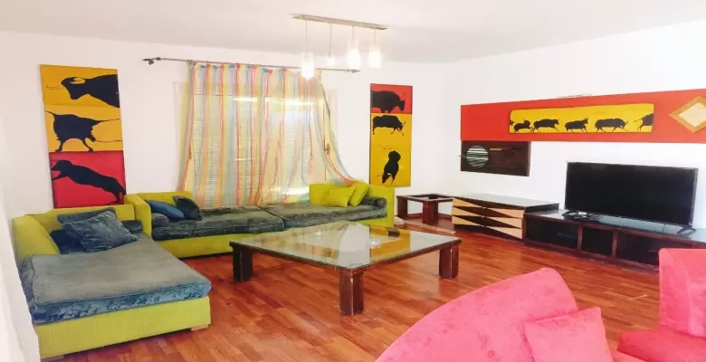 فيلا للأيجار فى مارينا (الساحل الشمالى ) / Villa for rent in Marina (North Coast)