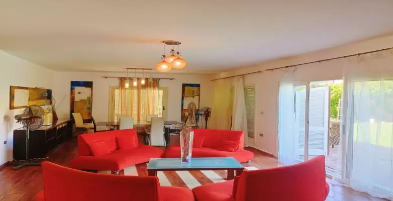 فيلا للأيجار فى مارينا (الساحل الشمالى ) / Villa for rent in Marina (North Coast)